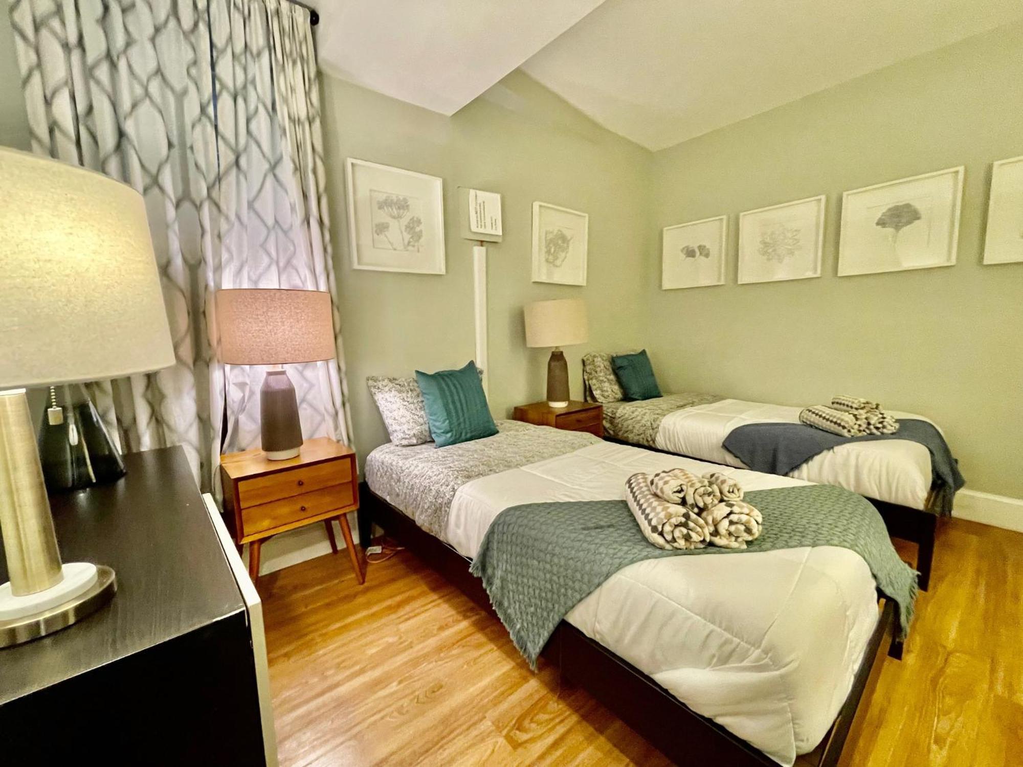 Beautiful 3Br 3Ba Duplex Parking Best Location Boston Luaran gambar